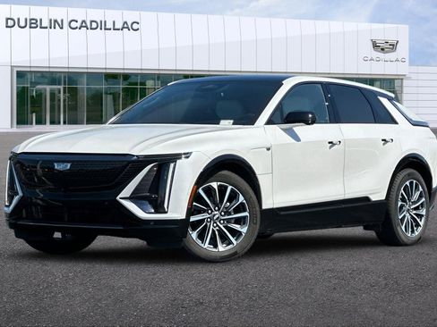 Certified 2024 Cadillac Lyriq Sport w/ LPO, Floor Liner Package AWD/4WD image 8