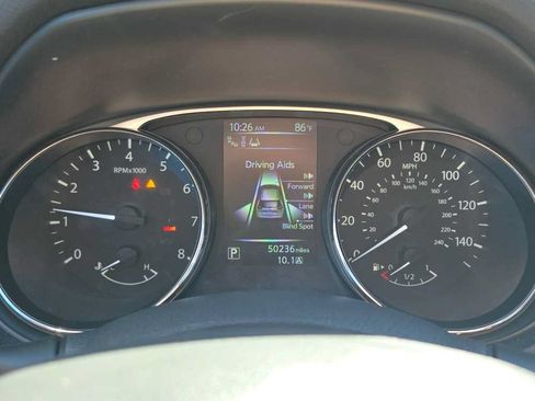 Used 2015 Nissan Rogue SV AWD/4WD image 20