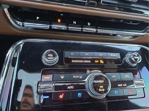 Certified 2023 Lincoln Navigator Reserve image 15