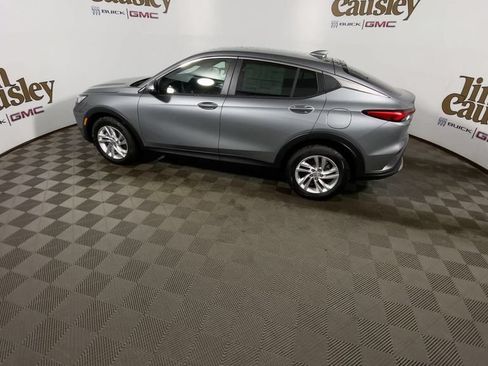 Used 2026 Buick Envista Preferred w/ Convenience I Package FWD image 5