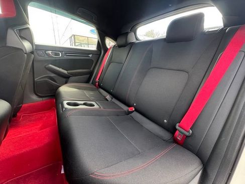 Used 2025 Honda Civic Type R image 12