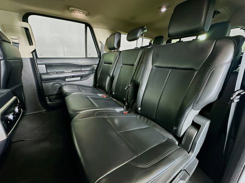 Used 2024 Ford Expedition Max XLT image 28