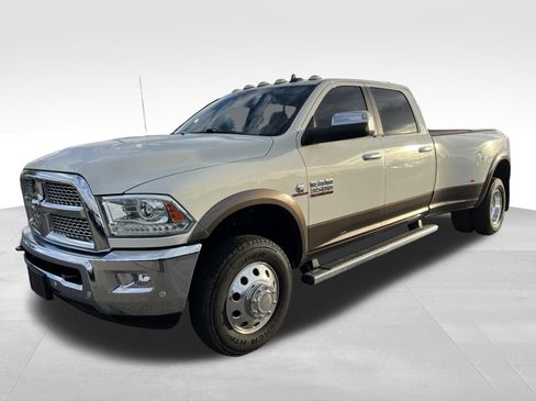 Used 2018 RAM 3500 Laramie AWD/4WD image 10