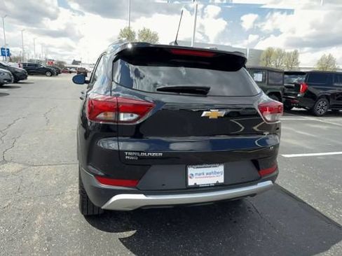 Used 2023 Chevrolet TrailBlazer LT w/ Convenience Package AWD/4WD image 7