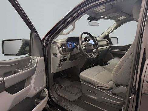 Used 2025 Ford F150 XLT w/ Equipment Group 301A Standard image 9