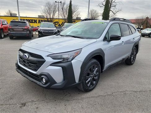 Used 2025 Subaru Outback Onyx Edition image 9