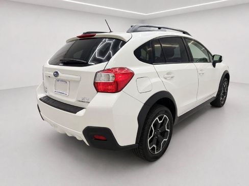 Used 2015 Subaru Crosstrek 2.0i Premium AWD/4WD image 3
