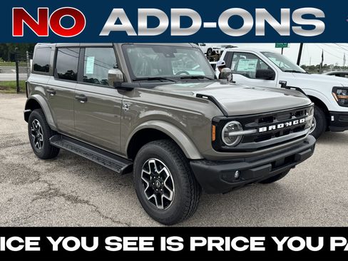 New 2026 Ford Bronco Outer Banks AWD/4WD image 1