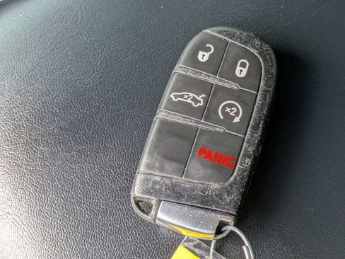 Used 2023 Chrysler 300 S RWD image 29