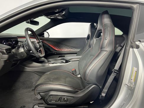 Used 2025 Dodge Charger R/T Scat Pack w/ Track Pack image 22