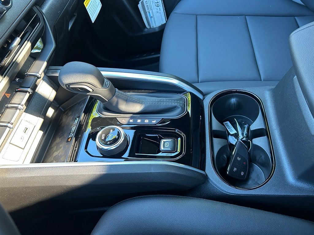 New 2026 Chevrolet Colorado Trail Boss AWD/4WD image 36