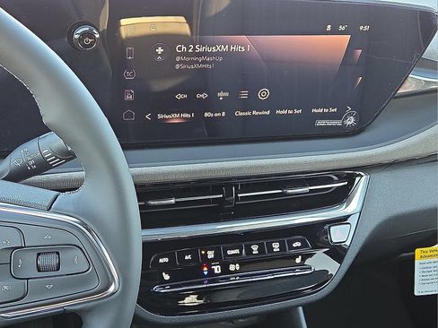 New 2026 Buick Envista Avenir FWD image 16