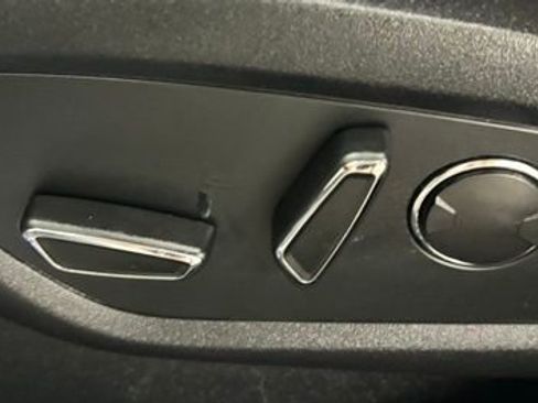 Used 2019 Lincoln Nautilus Reserve w/ Ultimate Package image 18