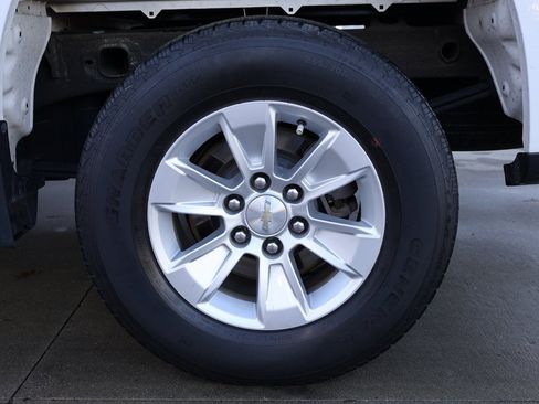 Used 2020 Chevrolet Silverado 1500 LT w/ All-Star Edition image 40