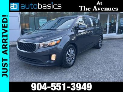 Used 2017 Kia Sedona SX