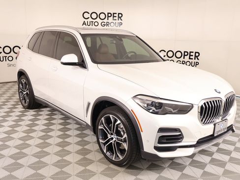 Used 2023 BMW X5 xDrive40i w/ Premium Package AWD/4WD image 1
