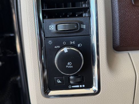 Used 2018 RAM 3500 Laramie Longhorn w/ Convenience Group AWD/4WD image 18