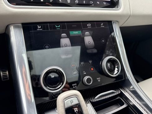 Used 2021 Land Rover Range Rover Sport SVR image 20