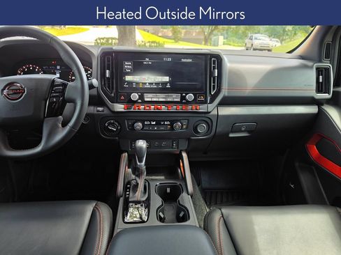 Used 2025 Nissan Frontier PRO-4X w/ Pro Premium Package AWD/4WD image 18
