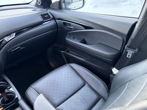 Used 2021 Honda Passport Touring image 35