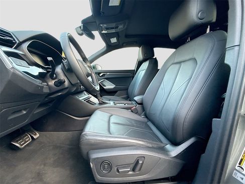 Used 2023 Audi Q3 2.0T Premium Plus w/ Premium Plus Package image 22