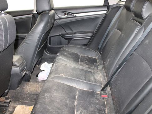 Used 2016 Honda Civic Touring image 17