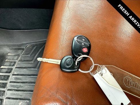 Used 2013 Toyota Tundra Limited w/ Memory Pkg image 33