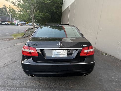Used 2011 Mercedes-Benz E 350 4MATIC Sedan image 9