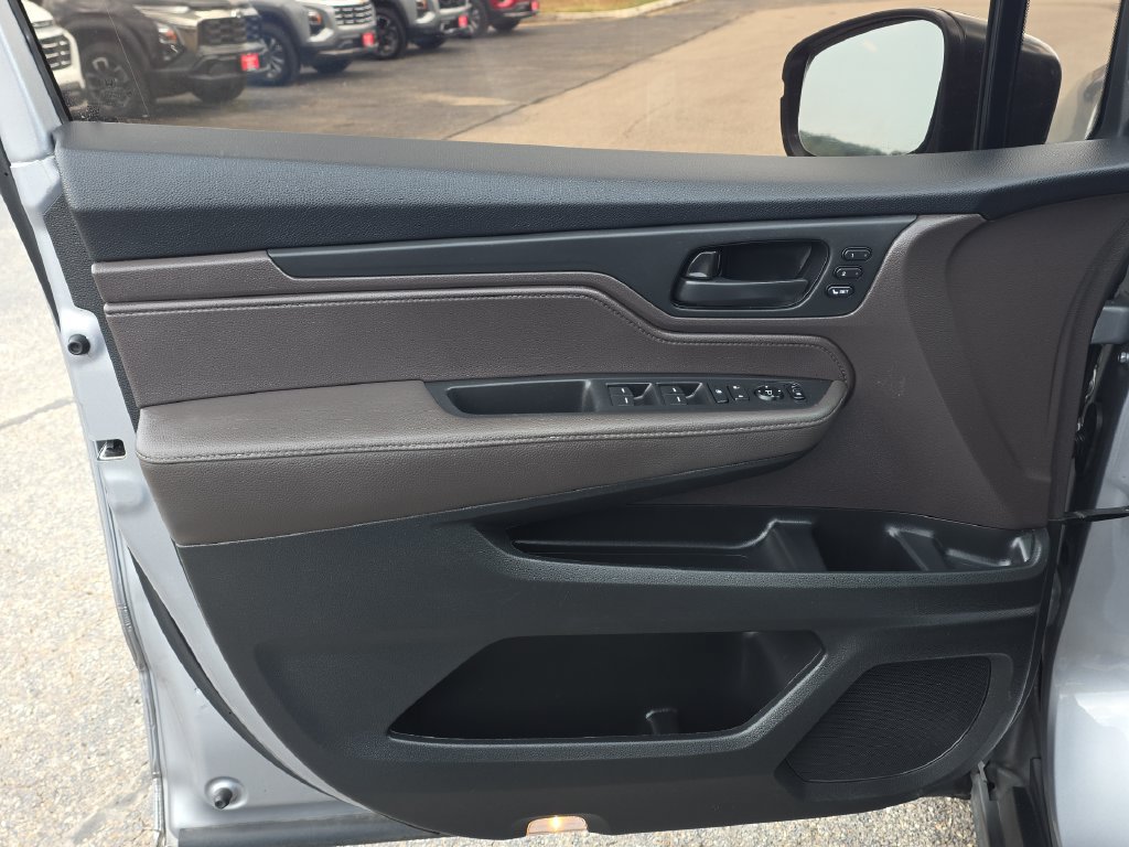 Used 2021 Honda Odyssey EX-L image 12