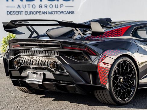 Used 2022 Lamborghini Huracan STO image 7