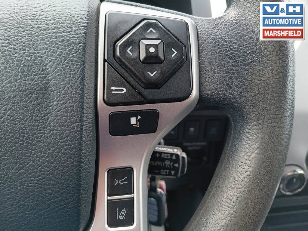 Used 2019 Toyota Tundra SR5 w/ TRD Off Road Package AWD/4WD image 9