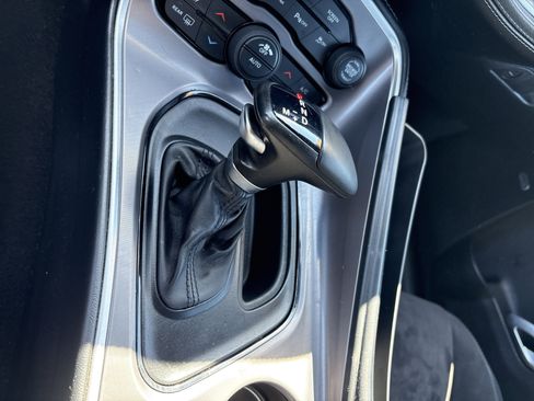 Certified 2022 Dodge Challenger R/T w/ Plus Package image 31