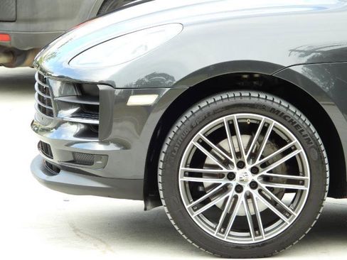 Used 2020 Porsche Macan S AWD/4WD image 22