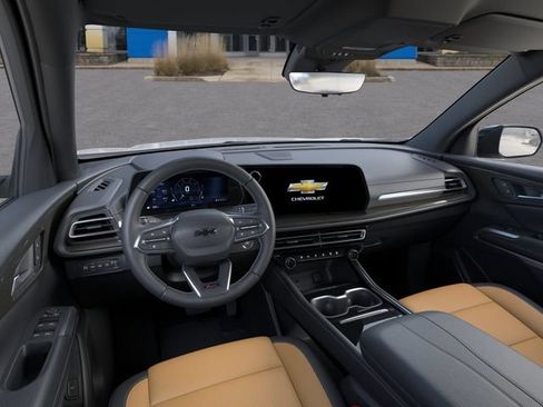 New 2027 Chevrolet Traverse Z71 w/ Driver Confidence Package AWD/4WD image 15