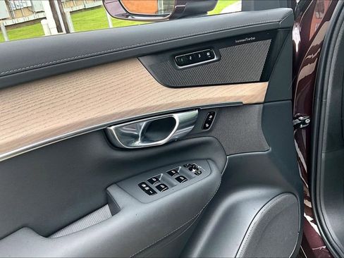 New 2026 Volvo XC90 T8 Plus AWD/4WD image 30