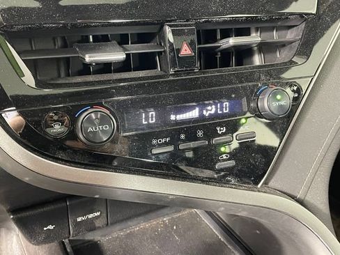 Used 2022 Toyota Camry LE w/ Cold Weather Package AWD/4WD image 8