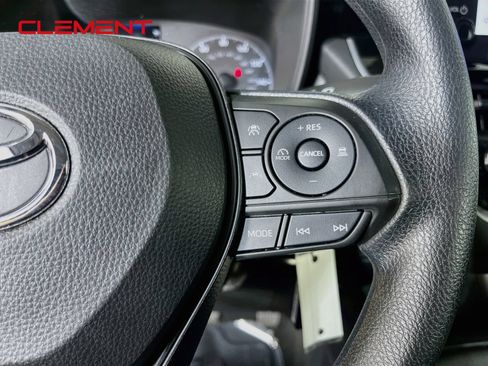 Used 2024 Toyota Corolla LE FWD image 15