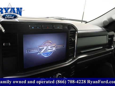 Used 2023 Ford F250 Lariat w/ Chrome Package image 17