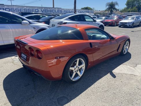 Used 2006 Chevrolet Corvette Coupe w/ Preferred Equipment Group RWD image 7