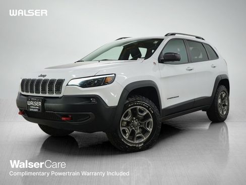 Used 2019 Jeep Cherokee Trailhawk w/ Cold Weather Group AWD/4WD image 1