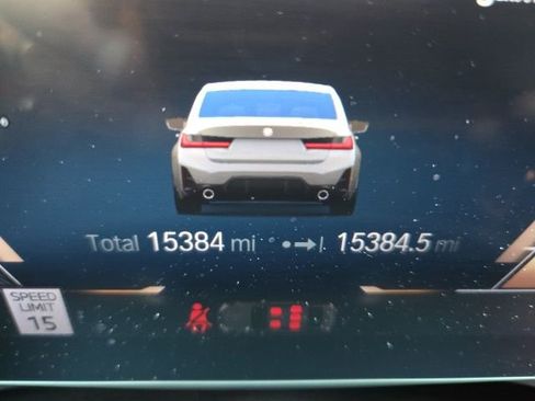 Used 2024 BMW 330i Sedan w/ M Sport Package image 18