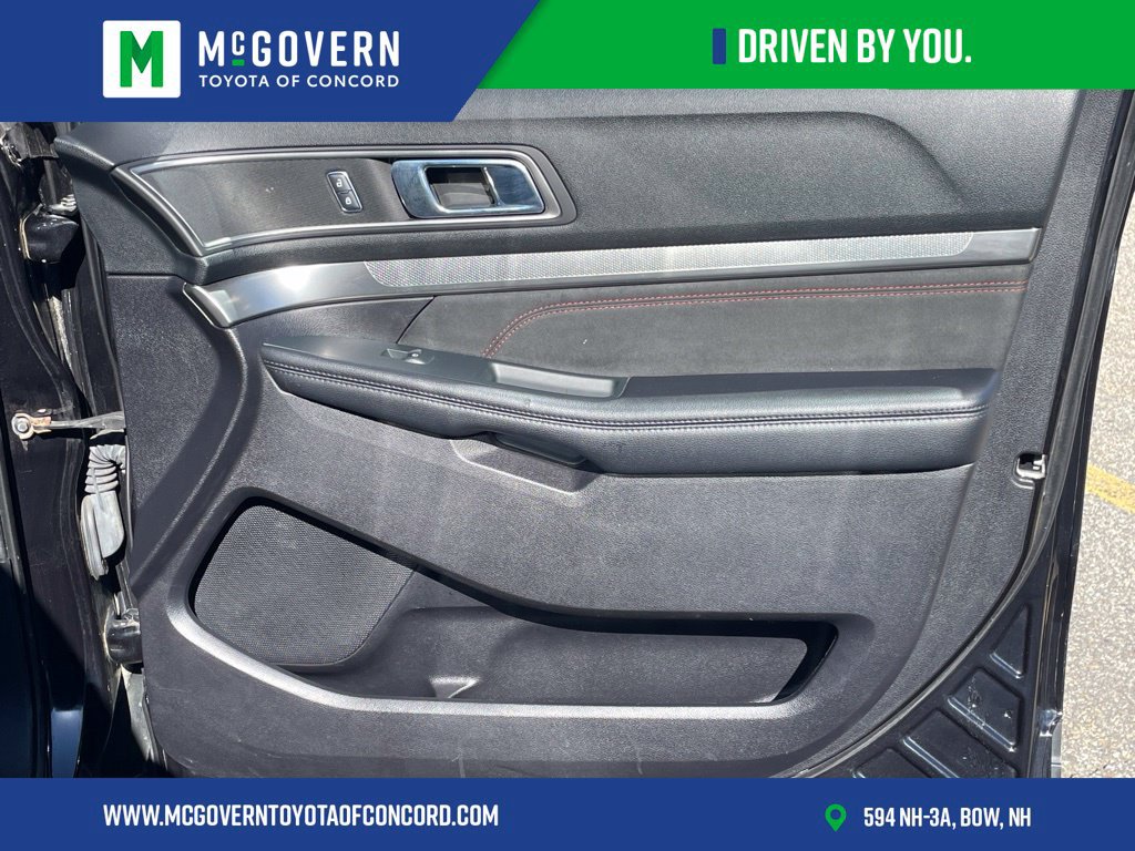 Used 2019 Ford Explorer XLT w/ Equipment Group 202A AWD/4WD image 27