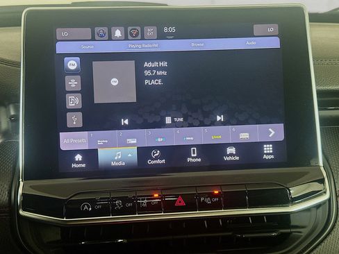 Used 2025 Jeep Compass Trailhawk image 21