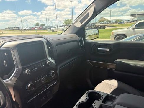 Used 2020 Chevrolet Silverado 1500 LT w/ Texas Edition RWD image 13