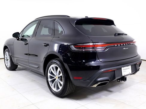 Certified 2024 Porsche Macan w/ Premium Plus Package image 3