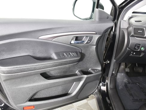 Used 2021 Honda Pilot EX-L image 39