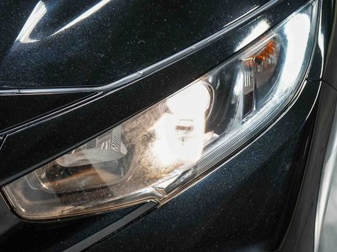 Used 2021 Honda Civic EX image 7
