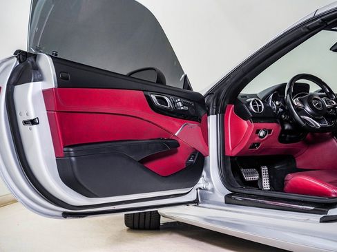 Used 2018 Mercedes-Benz SL 450 image 30