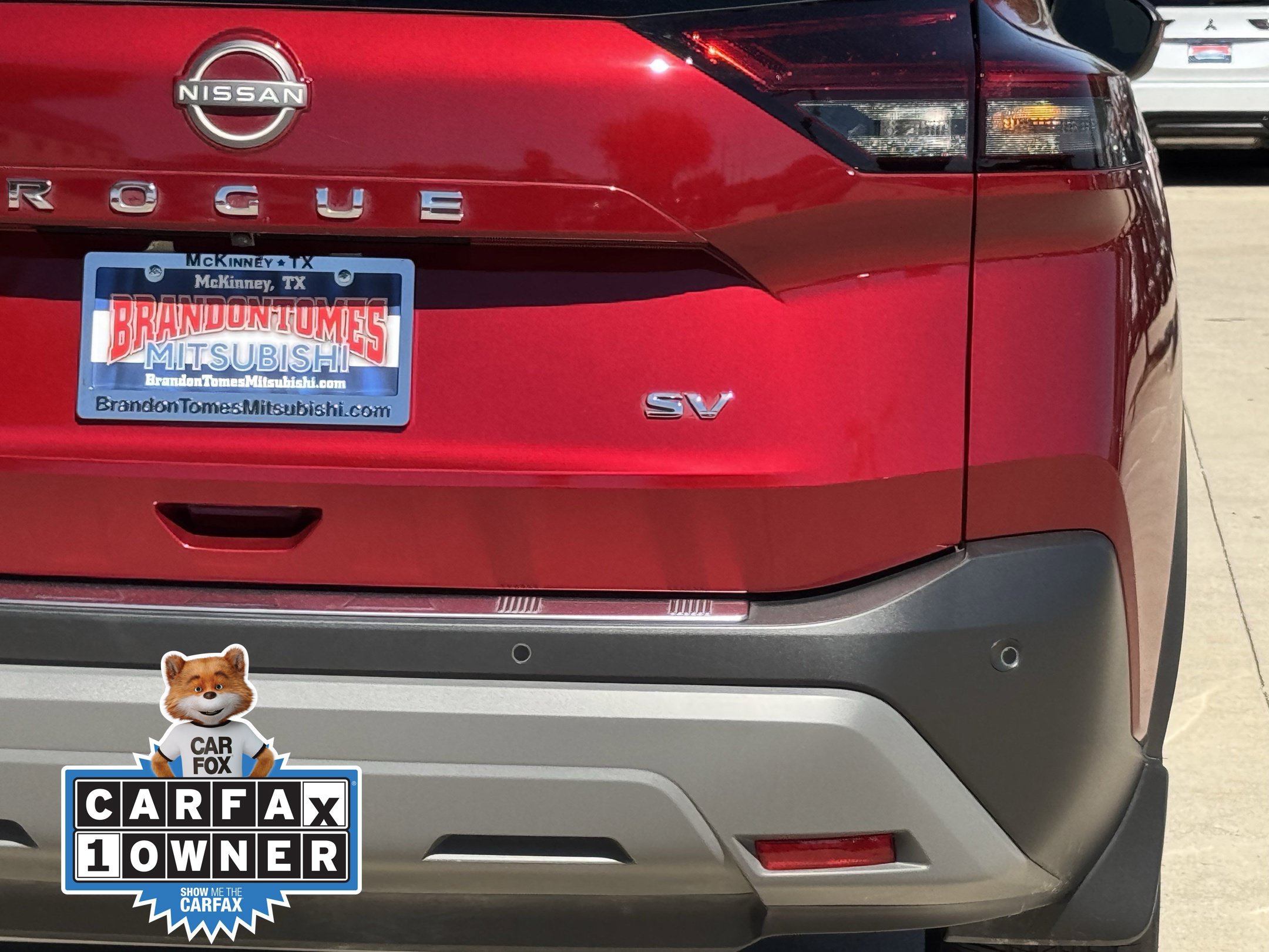 Used 2023 Nissan Rogue SV FWD image 7