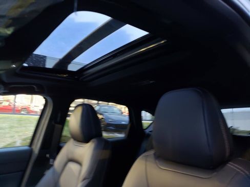 New 2025 MAZDA CX-5 Signature image 7